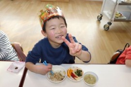 🍰１１月・１２月お誕生会🍰