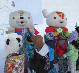 めろん組冬まつり見学