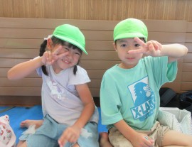 めろん組園外保育🚌